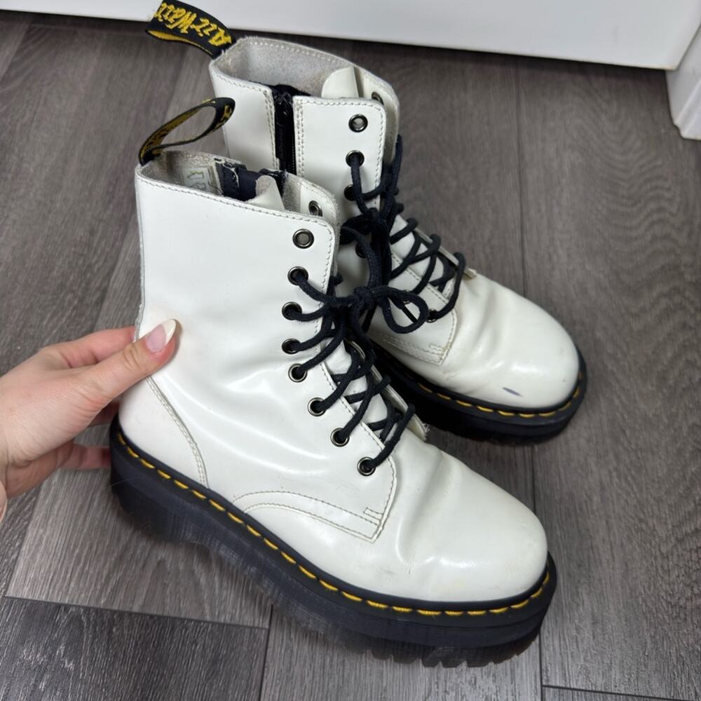 Dr. Martens  JADON BOOT SMOOTH LEATHER PLATFORMS White — Polished Smooth Size 8